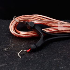 LIGHTWEIGHT AND SMALL CLIPCORD. HEAVY DUTY CABLE + NEODIMIUM MAGNET. BLACK OR TRANSPARENT