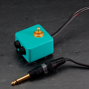 TURQUOISE HANDSWITCH-SWITCHBOX